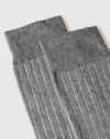 Lange Herrensocken aus Baumwolle und Kaschmir mit Rippenstruktur