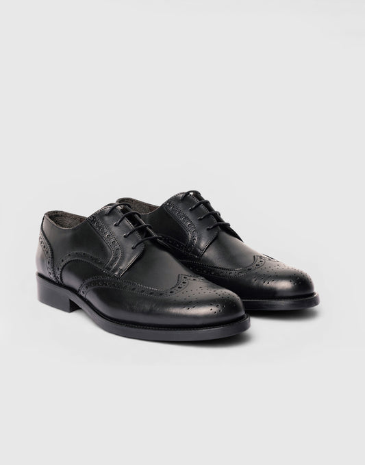 Schwarzer Leder-Brogue-Schnürschuh