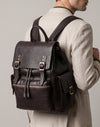 Rucksack aus braunem genarbtem Leder