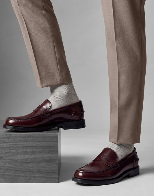 Bordeauxfarbener Lederloafer