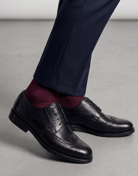 Schwarzer Leder-Brogue-Schnürschuh