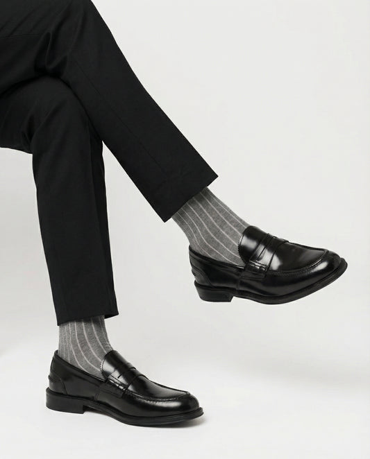 Lange Herrensocken aus Baumwolle und Kaschmir mit Rippenstruktur